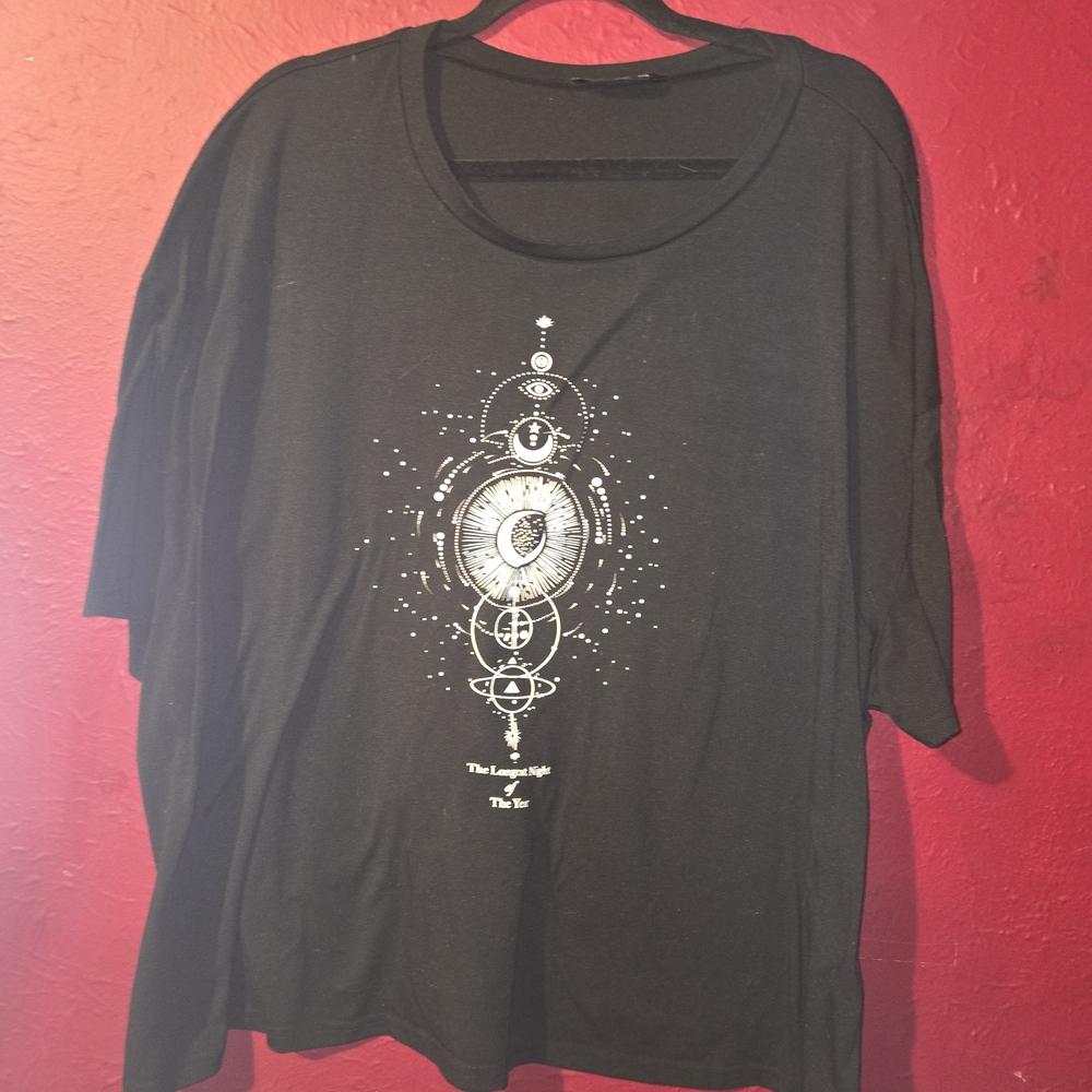 SHEIN Black Graphic Short Sleeve Tee